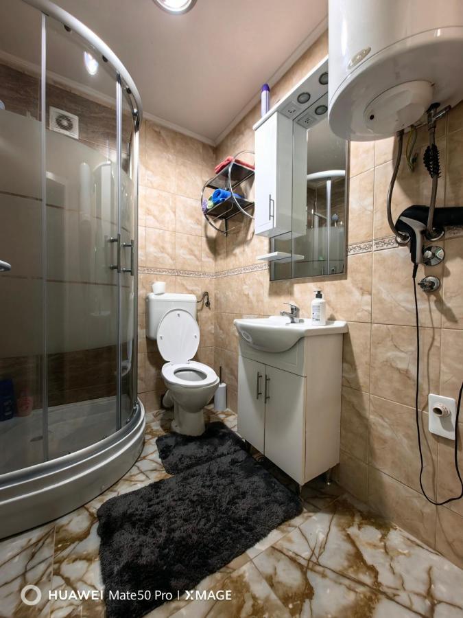 Apartmani Amona Stan Na Dan Doboj Exterior photo